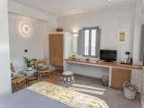 Junior Suite With Jetted Tub