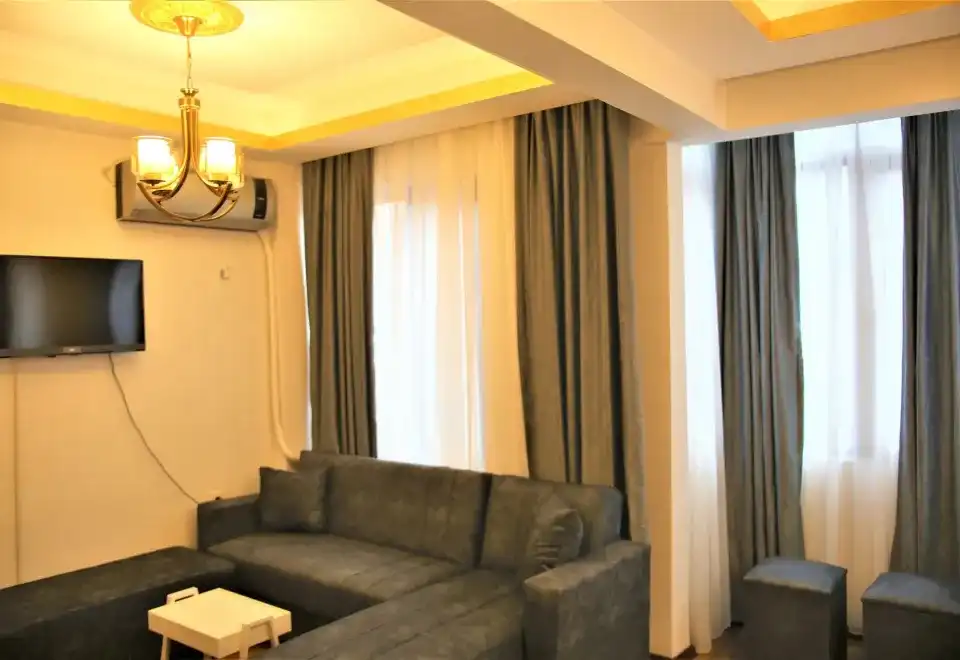 Club Family Room