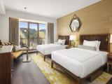 Room, 2 Queen Beds, Balcony (Slope View)
