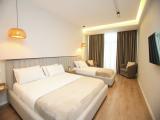 Deluxe Triple Room With Balcony