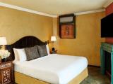 Top Floor Demi Suite