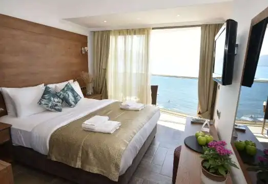 Standard Double or Twin Room with Sea View
