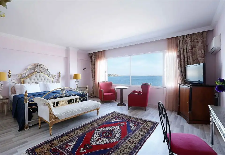 Suite With Sea View