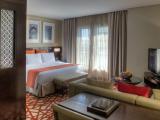 Executive Suite With Lounge Access
