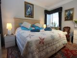 Deluxe Double Room with Shared Bathroom