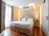 Superior King Bed Double