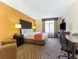 King Room - Mobility Accessible - Non-Smoking