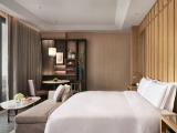 Guestroom (Pool)