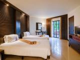 Superior Garden Side with Twin Bed