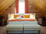 4-Bed House