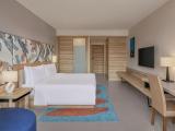 Deluxe Guest room, 1 King, Garden view, Balcony