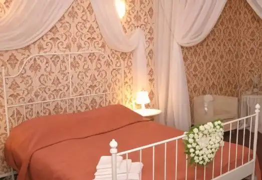 Bridal Suite Room