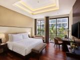 Premiere Room