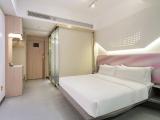 Superior Room (Double Bed)