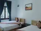 Family Room with Garden View