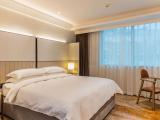 Premier Deluxe Suite