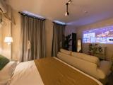 Featured American-Style Room (Double Bed)