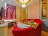 Deluxe Round-bed Room