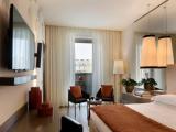 2 Connecting Room