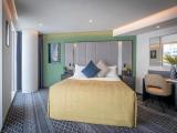 King Suite With Sofa Bed