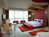 Deluxe King Room, 1 King Bed, Golf View