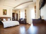 Deluxe Suite with Balcony