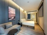 Jimu Suite With Smart Guest Control, Deep Sleep Pillow Pro, 65-inch Screen-Cast TV, And Fresh Air System