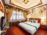 Queen Room With Canal View