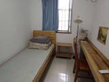 Cozy Single Room (Air Conditioned, Male-Only, Shared Bathroom)