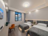 Deluxe Standard Room