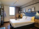 Comfort Room With 1 Double Bed