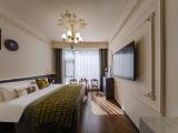 Yunpu Wans Queen Room