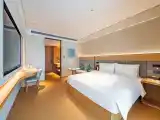 Business Queen Room