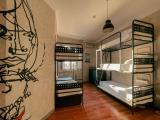 5 Bed Private Room