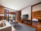 Deluxe Suite With 1 King Bed