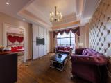 Honeymoon Suite