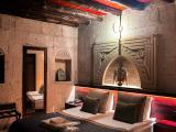 Junior Cave Suite