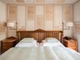 Hunter Lodge