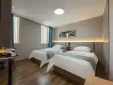 Selected Twin Room (Smart Control + Bathroom Wet-dry Separation + Bustling Street View)