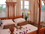 Deluxe 2-bed Room