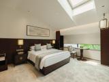Ying Jie Three-Bedroom Duplex Suite