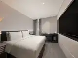 Cozy Room (Double Bed) (TV, Fridge, Window)