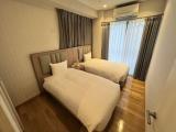 Family Room　with　balcony
