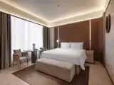 Executive Suite (with Bathrobe, Refrigerator, TV Screen Mirroring, And Air Purifier)