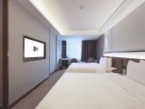Light Luxury 2-bed Room