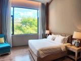 LOFT-style Family Suite