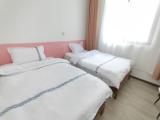Garden Room (2 Beds)206