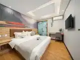 Premium Queen Room