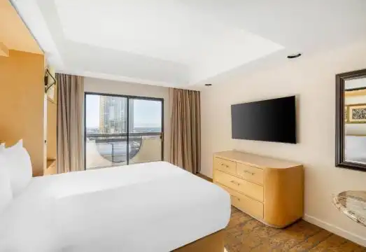 Queen Studio with Balcony