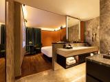 Qi Li Zhi Xiang Big Bed Room (Intelligent Guest Control+Deep Sleep Mattress+65 Inch TV)